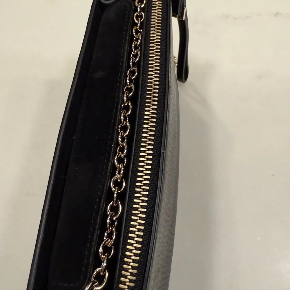 Henri Bendel Tilda Crossbody / Clutch Bag Black Pebble Leather Gold Chain Strap